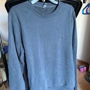 VUORI Cypress Crew Neck Fleece Sweatshirt, size Large